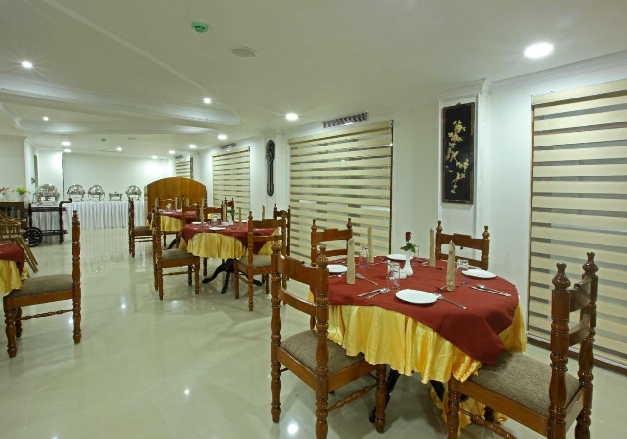 Hotel Rohini International Kallār Exterior photo